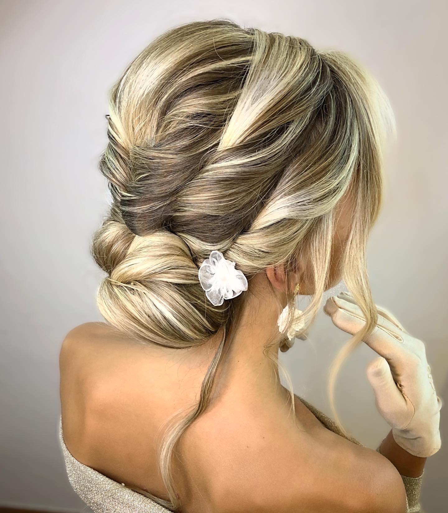 Look da sposa impeccabile: I segreti di Giulia Marapodi, hairstylist di talento