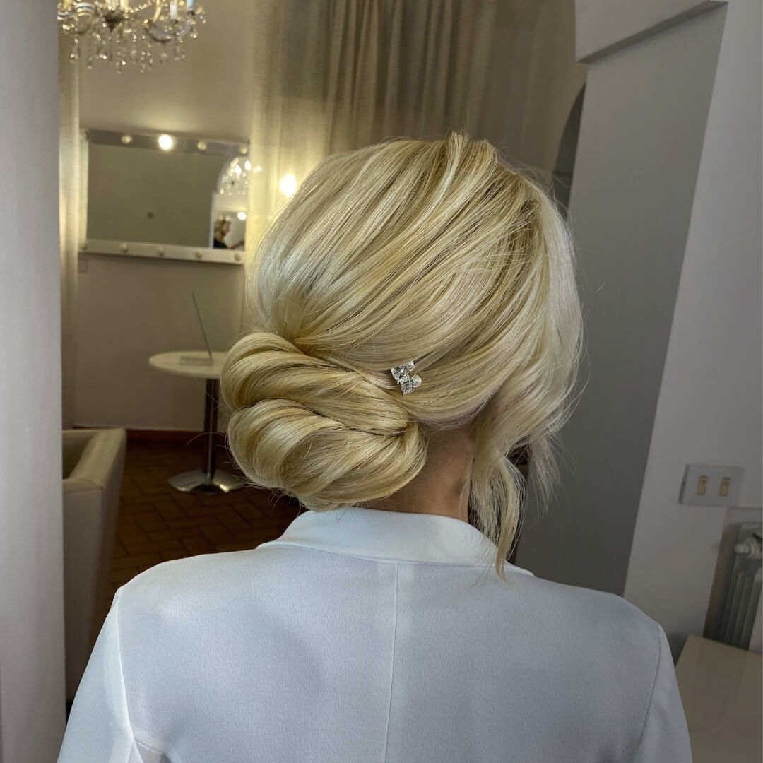 Le migliori Acconciature da Sposa a Genova: Guida completa con Giulia Marapodi