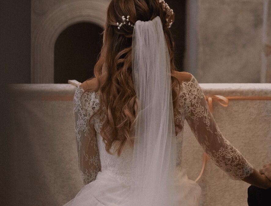 Servizi Acconciature Matrimonio: Eleganza e Stile per Spose, Damigelle e Invitate